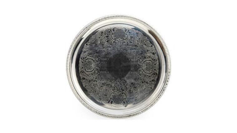 16″ Round Gadroon Tray | Rental