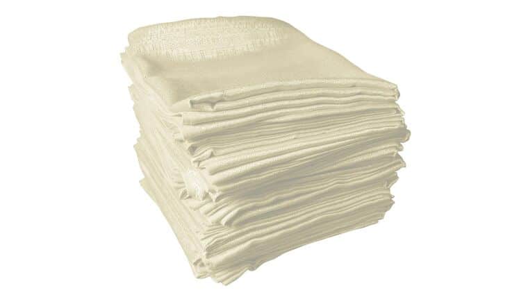 3′ Banjo Drape – White (Off White) | Rental