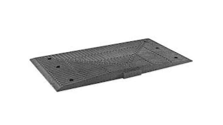 Speed Hump End Cap – Male | Rental
