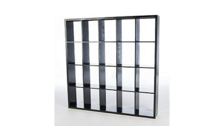 20 Box Black Wood Back Bar | Rental