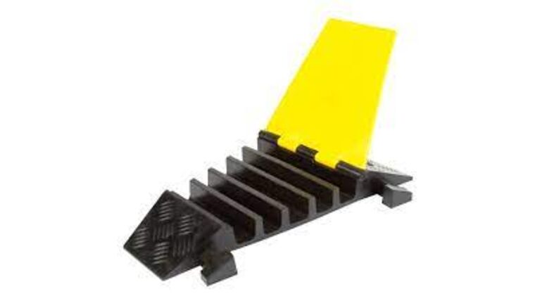 5 Channel Cable Ramp Right Turn | Rental