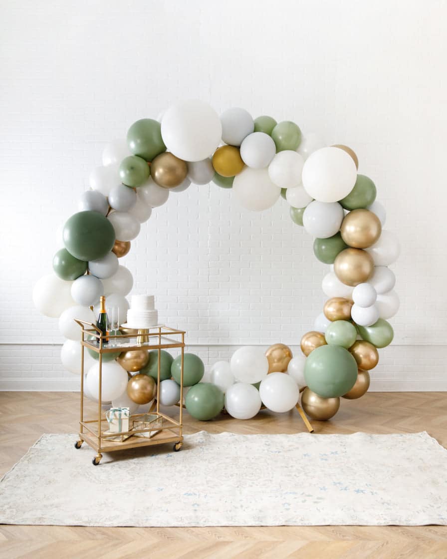Botanical – Circle Frame Install Piece | Rental