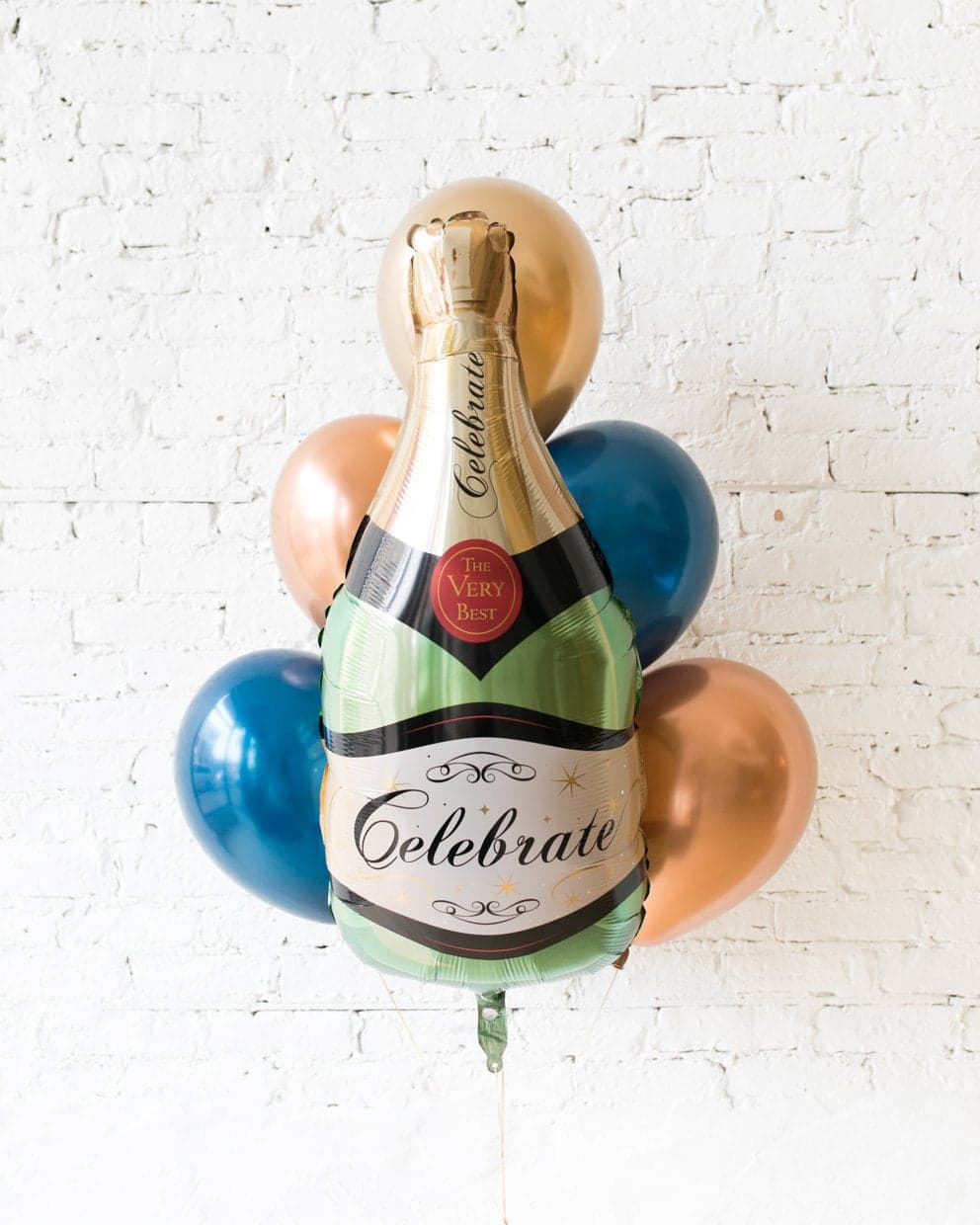 Midnight Copper – Champagne Foil and 11in Balloons – bouquet of 7 | Rental