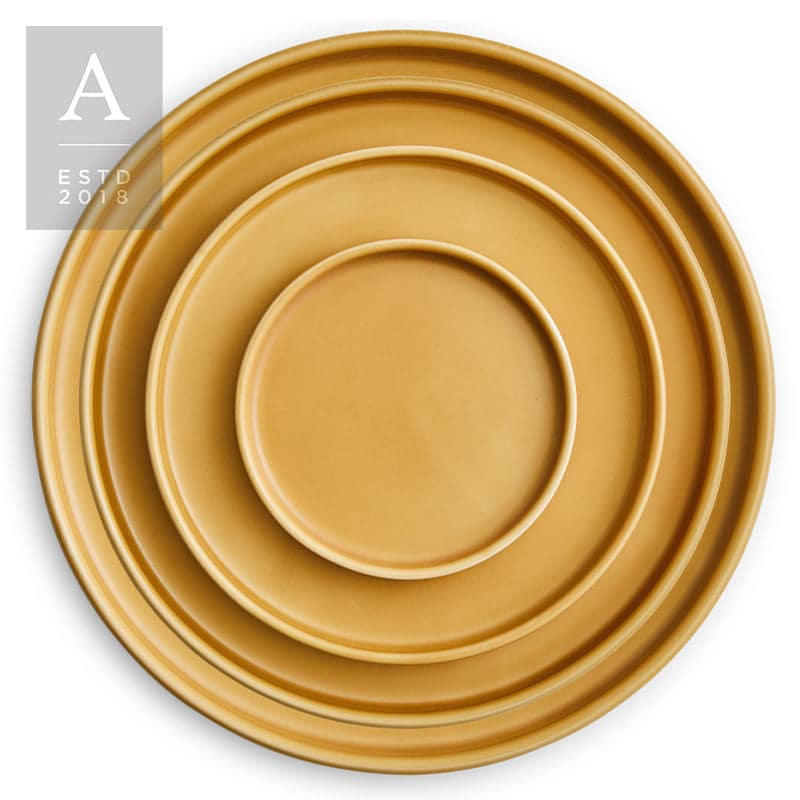 Kaleb Honey Stoneware | Rental Kaleb Honey Stoneware | Rental