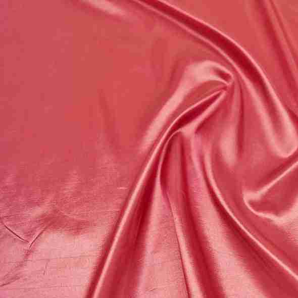 Taffeta (Solid) Table Runner in Coral 047 | Rental