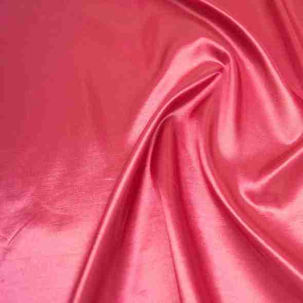 Taffeta (Solid) Table Runner in Guava 098 | Rental