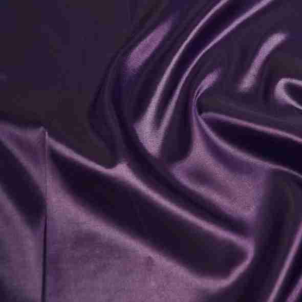 Taffeta (Solid) Table Runner in Purple 059 | Rental
