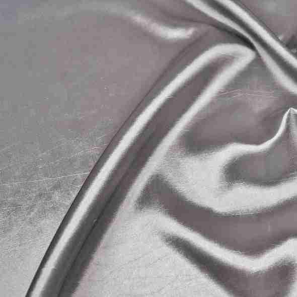 Taffeta (Solid) Table Runner in Silver 005 | Rental