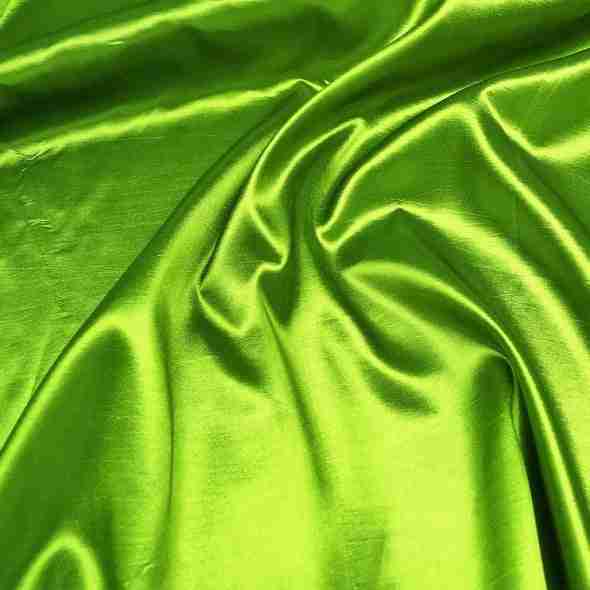 Taffeta (Solid) Table Runner in Lime 046 | Rental